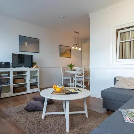 Strandhotel-heiligenhafen-wohnung-120-wellenreiter-typ-ii Apartamento Heiligenhafen