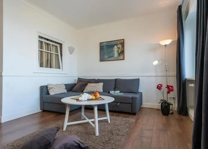 Strandhotel-heiligenhafen-wohnung-120-wellenreiter-typ-ii 4* Heiligenhafen